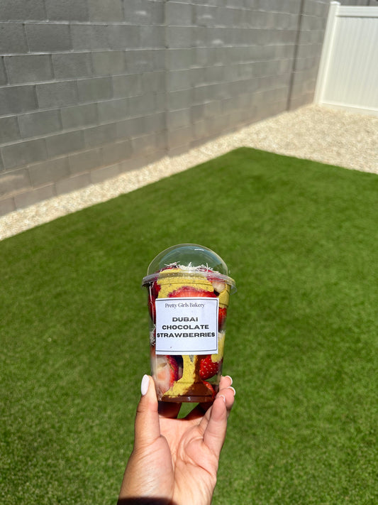 Dubai Chocolate Strawberry Cups